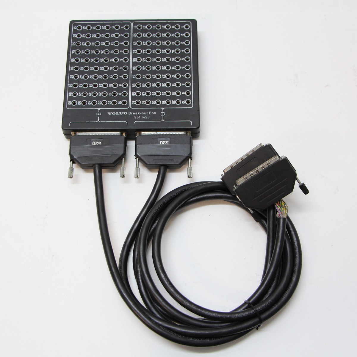 Volvo 9511428 - Breakout Box 120-Pin Junction Box Buchsenkasten 