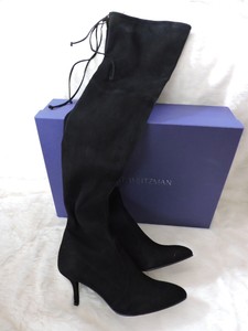 stuart weitzman tiemodel