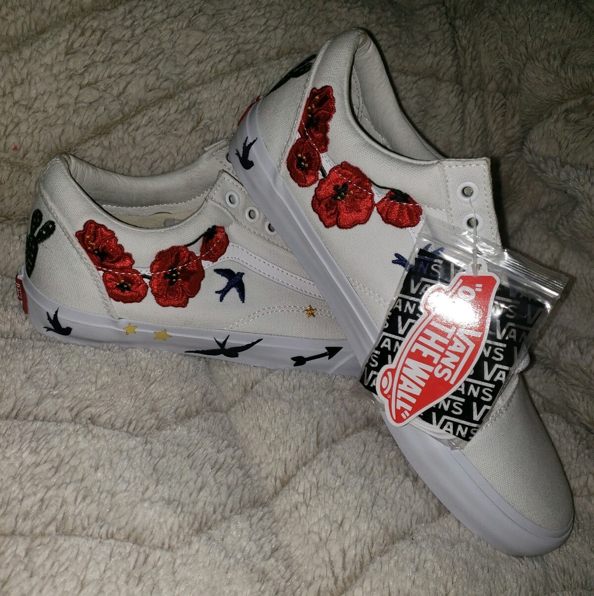 vans desert embellish white