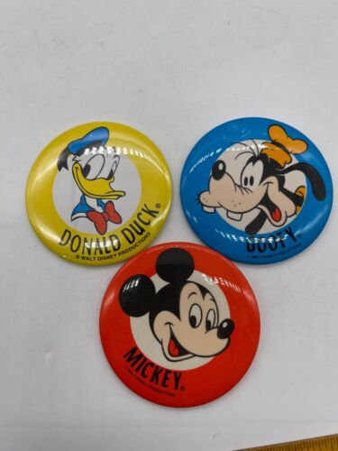 Vintage 1980s Mickey Mouse, Donald Duck, Goofy - 3 1/4" Pinback Buttons - Picture 1 of 2