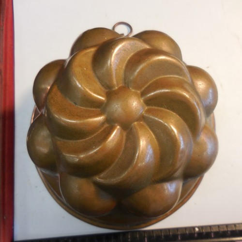 Copper Pinwheel Jello/Gelatin Mold - Picture 3 of 5