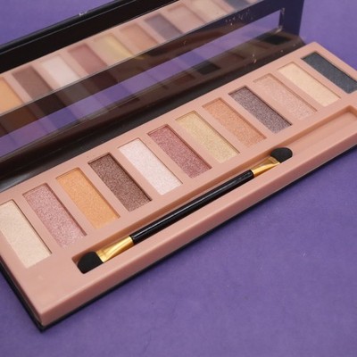 Julystar Solus Baby 12-Color Elegant Nuance Eyeshadow Palette Neutral Shimmer