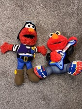Rock N Roll Elmo Sesame Street VTG Tyco Sings and Shakes Works And Pirate Elmo