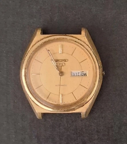 Vintage Seiko 5 Automatic 1982 Day/Date Bilingual Gold Tone Repaired or Parts