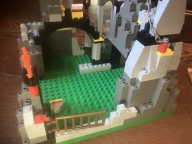 Lego Castle: Fright Knights 6087 Witch's Magic Manor Complete W/ Instructions