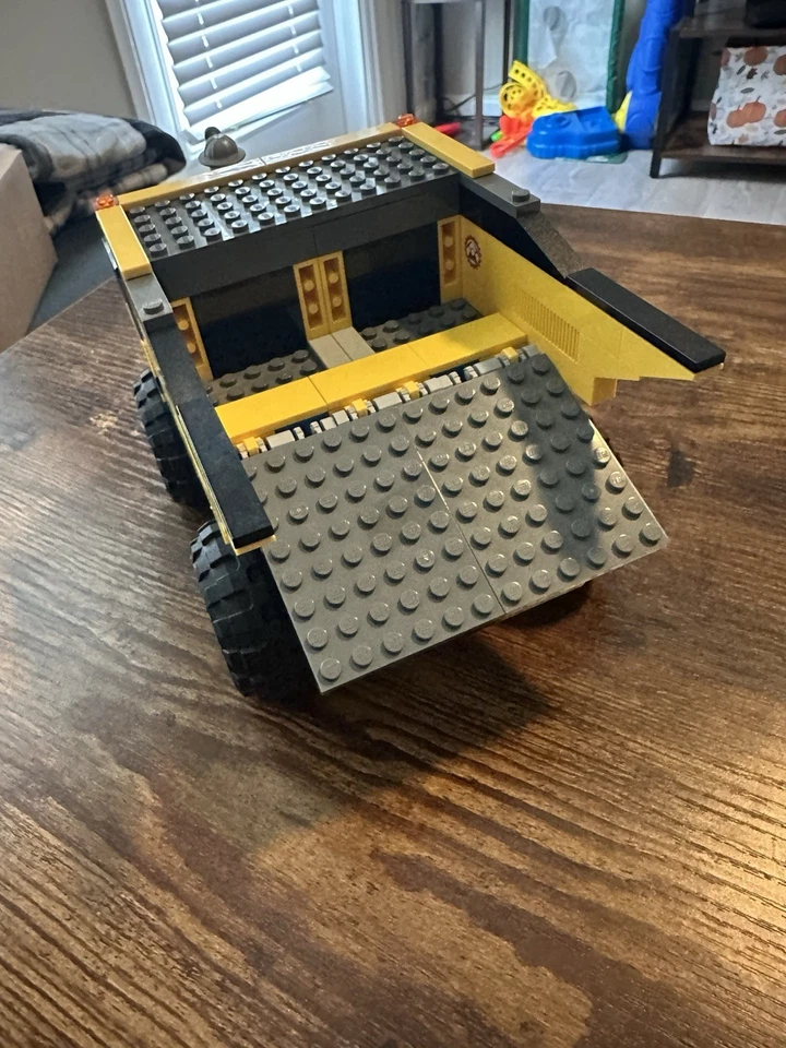 Lego City: 4202 Mining Truck and 4203 Excavator Transport. Read Description - Image 4 of 4