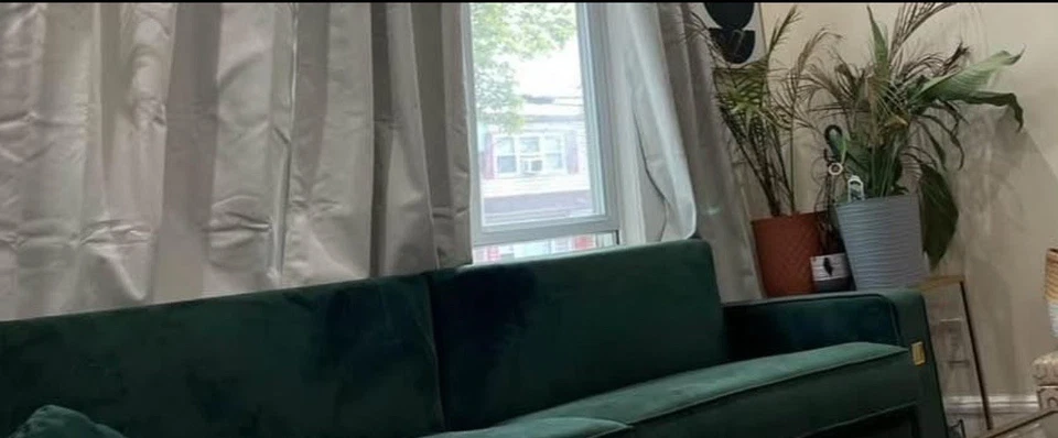 Sofá de salón verde esmeralda Foto 4 de 4