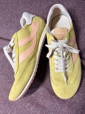 Vince Suede Oasis Runner Sneaker - Woman's Size 10 Rare color green pink