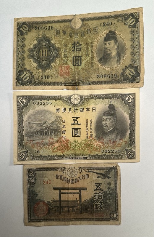 Japanese Bills 10 $, 50$, 5$