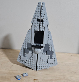 LEGO Star Wars: Midi-Scale Imperial Star Destroyer (8099)
