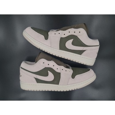 Jordan 1 Low SE Medium Olive Sail. SIZE 8.5 - HV4089-201