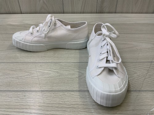 superga size 6.5