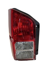 Nissan Pathfinder Rücklicht hinten links 220-16550 Original 2,5 Dci 2009 kaputt