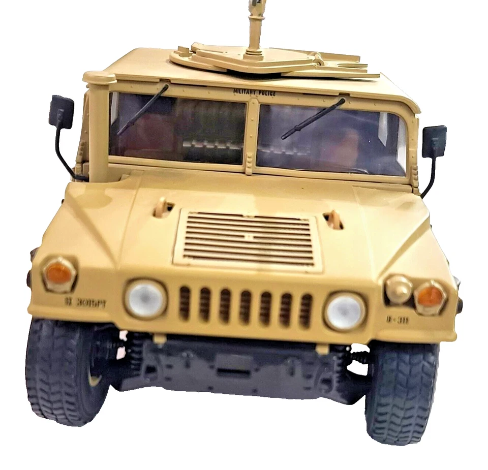 1995 General Humvee US Military 1:18 Scale, Diecast By Exoto Thunder Toys - Image 4 of 4