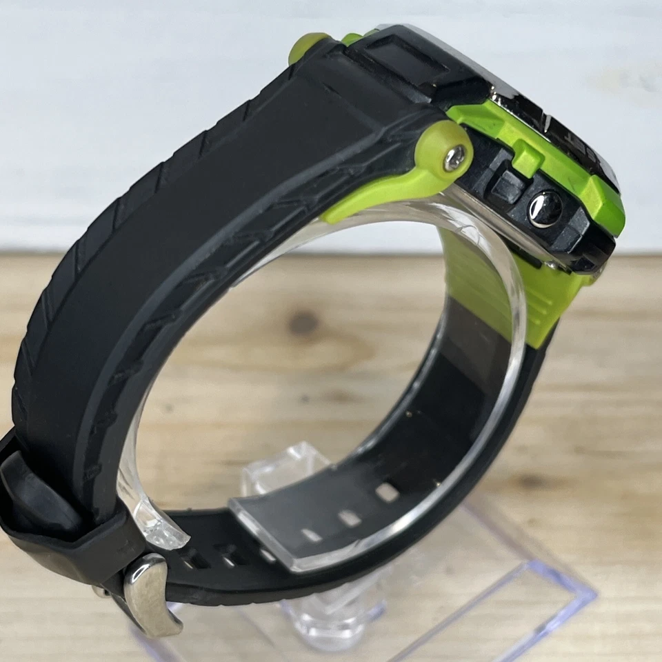 Reloj Armitron All Sport Alarma Cronógrafo Retroiluminación Verde Lima Negro BATERÍA NUEVA Foto 4 de 4