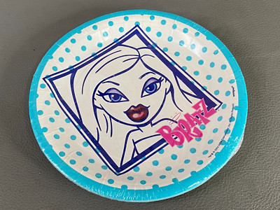 2004 BRATZ   Birthday PARTY PLATES  by MGA  - Sealed Pack of 8 - Collectable