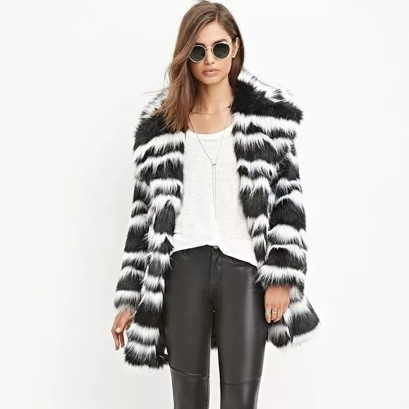 Black fur hot sale coat forever 21