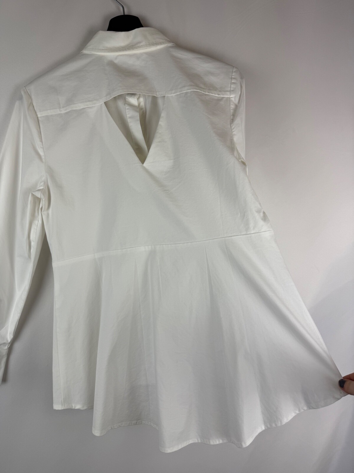 Chico's White Hidden Button Cutout Back Collared … - image 15