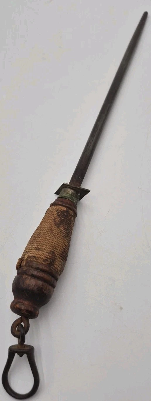Antique Knife Sharpening Rod Honing Steel Wood Handle Germany 19" Marked Hamburg
Opens in a new wind