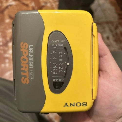 Vintage Sony Walkman Sports WM-SXF10 Portable AM/FM Radio Cassette Player Yellow