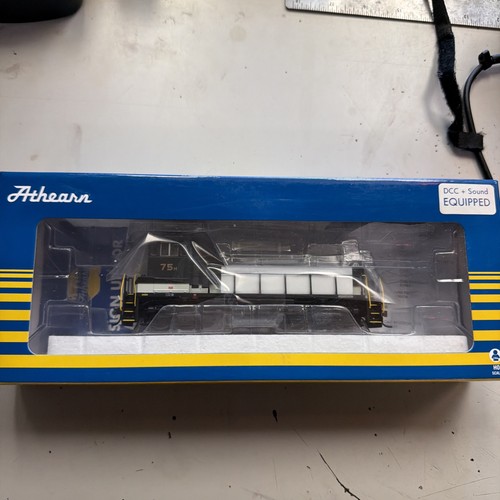 ¡Nuevo! HO Athearn 29673 SW1500 Southern 75H $ 249,99 DC Hacer oferta | Zustand: New