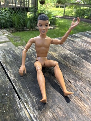 Barbie My Scene OUT & ABOUT SUTTON Articulated Boy Doll Plus Outfit