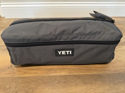 Brand New w/ Tags! YETI Lowlands Blanket Large Smoke Blue Packable