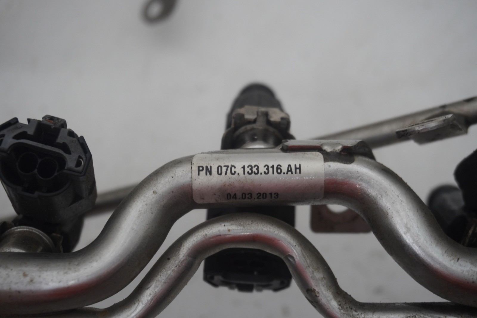 Bentley Continental GT 2013 Fuel injectors Set P/N 07C133316AH