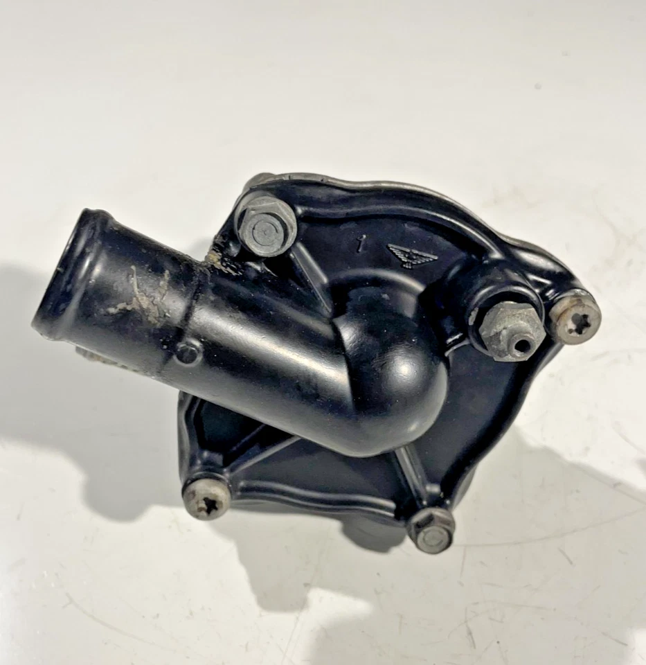 Triumph TT600 Water Pump 2000 2001 2002 2003 Genuine OEM - Image 2 of 4