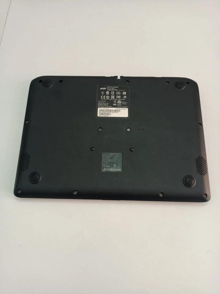 Acer Aspire ES1 Aspire E11 Con Alimentatore Si Accende Ma Leggi Descrizione.  - Immagine 3 di 4