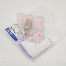 OMRON Proximity Switch E2B-M30KS15-M1-B1 NEW 1PCS