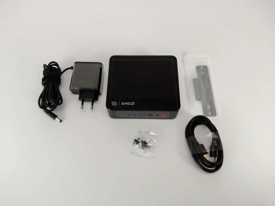 Beelink SER5 Mini PC, AMD Ryzen 7 PRO 5850U 16/500 Go SSD  Windows 11 pro - Photo 2/4