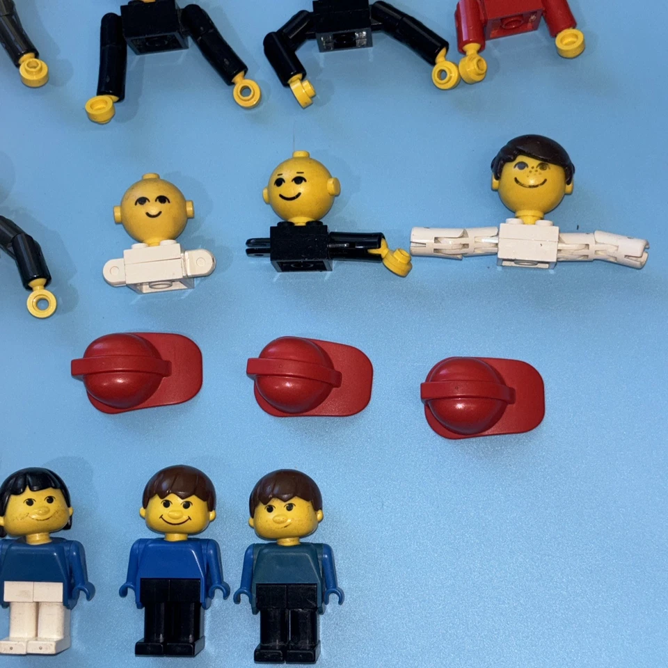Vintage LEGO Homemaker Minifigure Lot Classic 1970s Large-Scale Figures Fabuland - Image 4 of 4