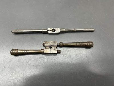 (b) VINTAGE WELLS GREENFIELD 2pc MACHINIST TAP WRENCH SET SMALL - USA