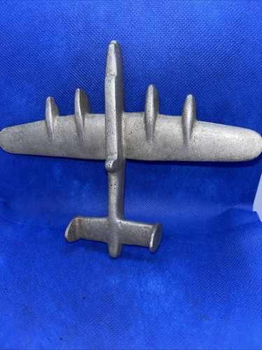 WW2 Alloy Model Of A RAF Handley Page Halifax Bomber. World War 2. Trench Art - Picture 5 of 5