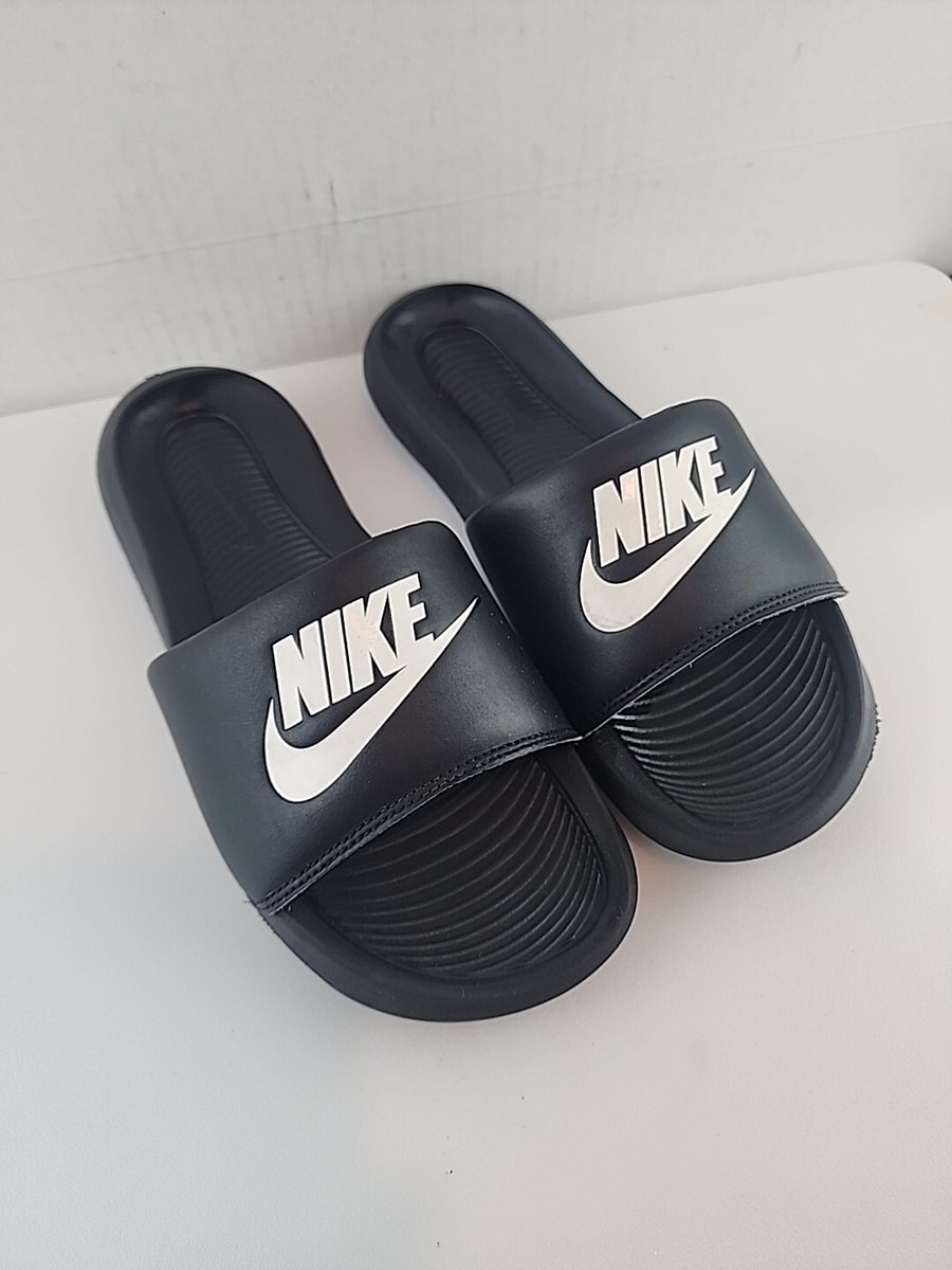 how much is nike sandals