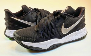 kyrie low 1 black metallic silver