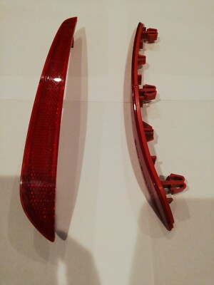 BMW Sedan Rear Reflector Right and Left 7388765 / 7388766 | eBay 