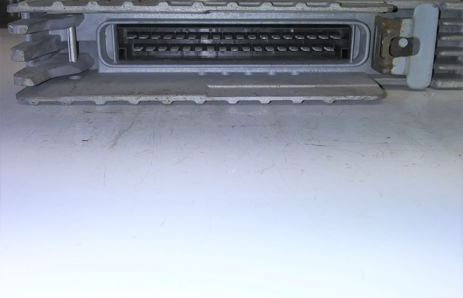 19871989 Ford Scorpio ABS control module 85GG 2C013 AE eBay