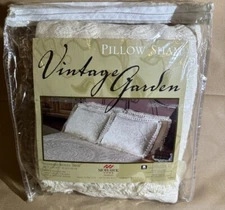 ONE Mohawk Home Vintage Garden Standard Woven Pillow Sham with Fringe NEW