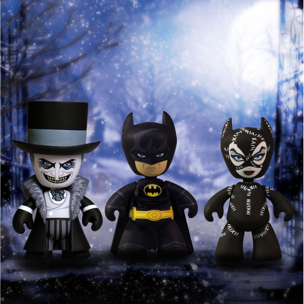 Набор из 3 фигурок Mezco Batman Le Dfi Мезиц 7190₽