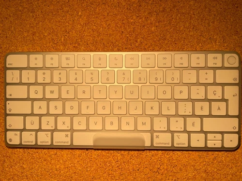 BRAND NEW Genuine Apple Magic Keyboard with Touch ID French Canadian A2449 White