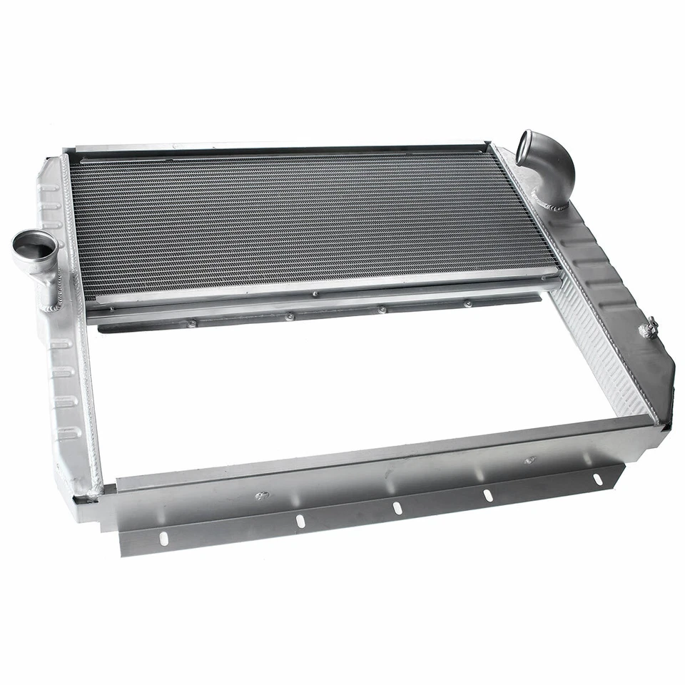 Radiator Truck Bus Manual Trans for International Harvester 3600 3800 w/o Cooler - Image 3 of 4