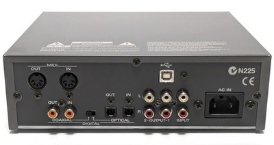 Roland SC-D70 SOUND Canvas Sound Module Midi Audio interface