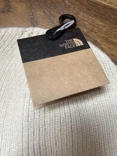 The North Face Beanie - Picture 3 of 4