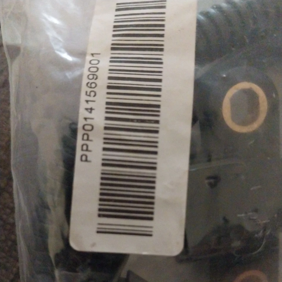 GENUINE BRAND NEW CRANKSHAFT SENSOR SUITS HYUNDAI TERRACAN 2002-2008 3.5L - image 3 of 4