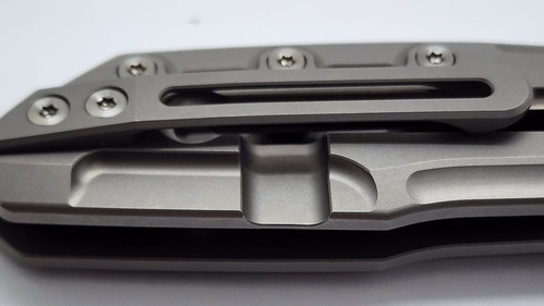 Reate Knives T1000 3.5 Inch Tanto CPM3V Blade Bead Blasted Grey Titanium Handle - Picture 5 of 12
