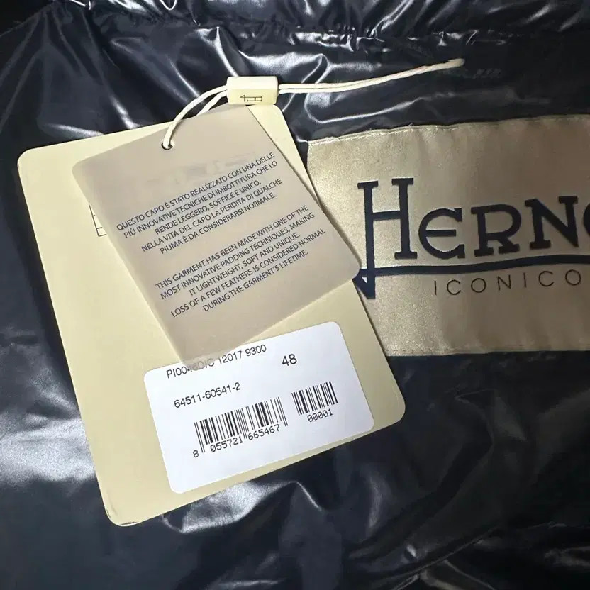 HERNO Sofia Down Padding Jacket Size 48 - image 3