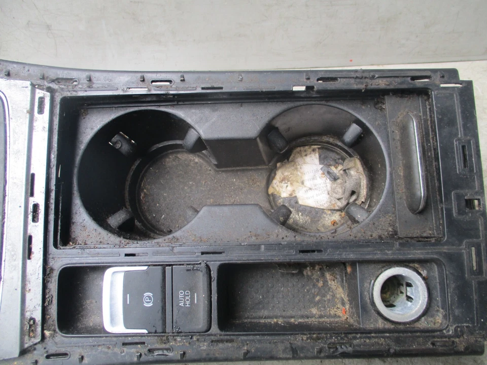 2016 Volkswagen Golf MK7 PAINEL CENTRAL CONSOLE ACABAMENTO FACIAL 5G2864263 - Imagem 2 de 4