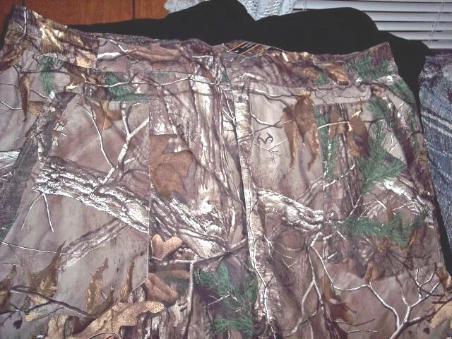 Men 3X Rain Pants Hunting Camo Non Insulated Pant Realtree Camo Pants Waterproof - Image 2 of 4